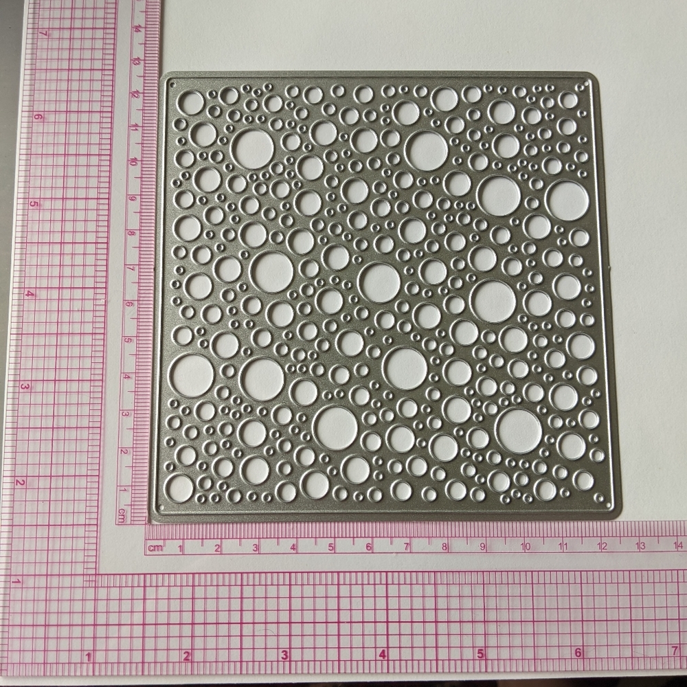 Creative Expressions - Background Collection -Bubbles Cutting Die